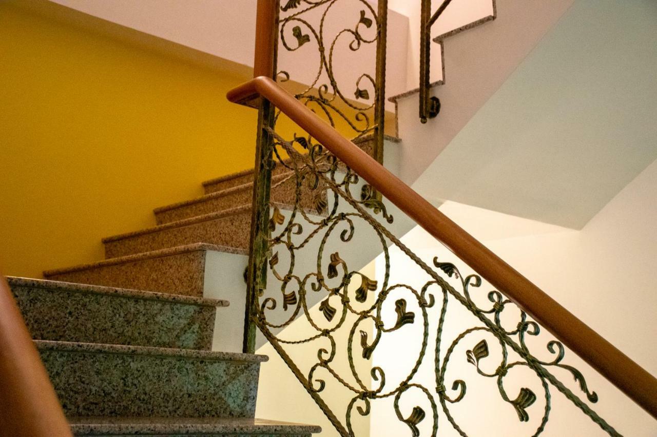 123 Hall Уцзе Экстерьер фото